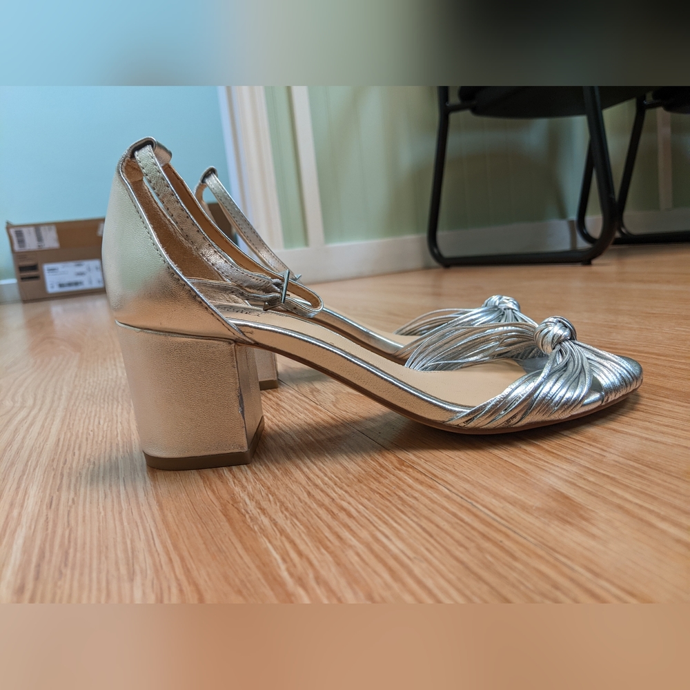Badgley Mischka Jewel Heels